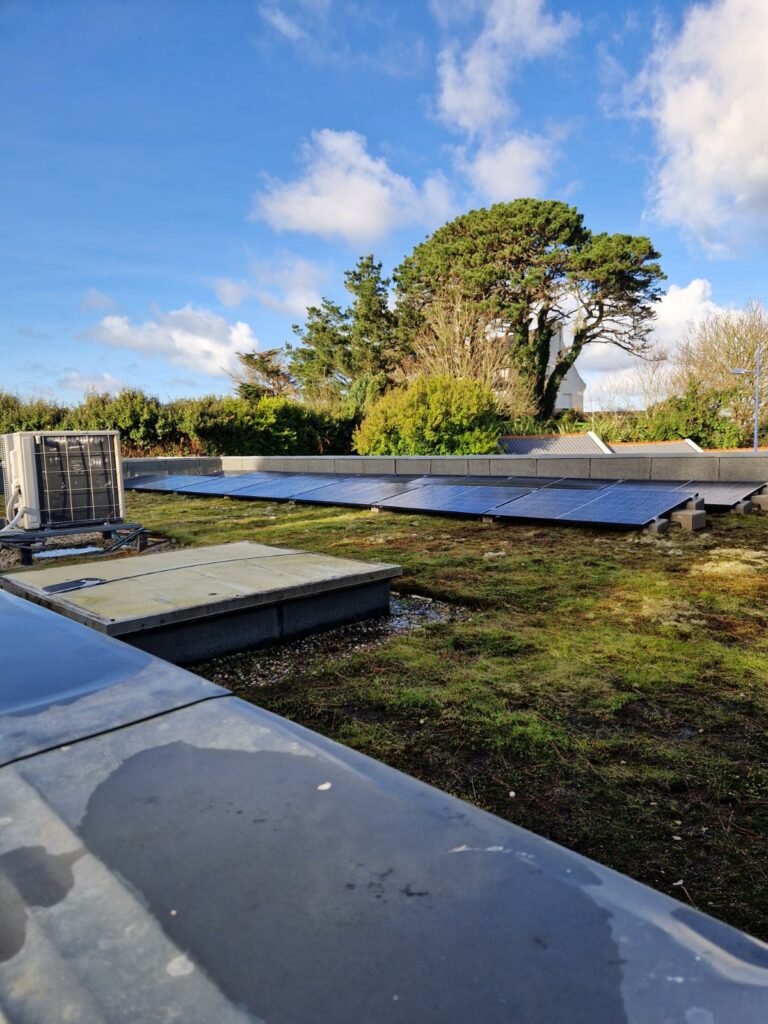 Des panneaux solaire pour le CARB